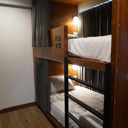 צ'יאנג מאי Slee Hostel Chiangmai (Adults Only) מראה חיצוני תמונה